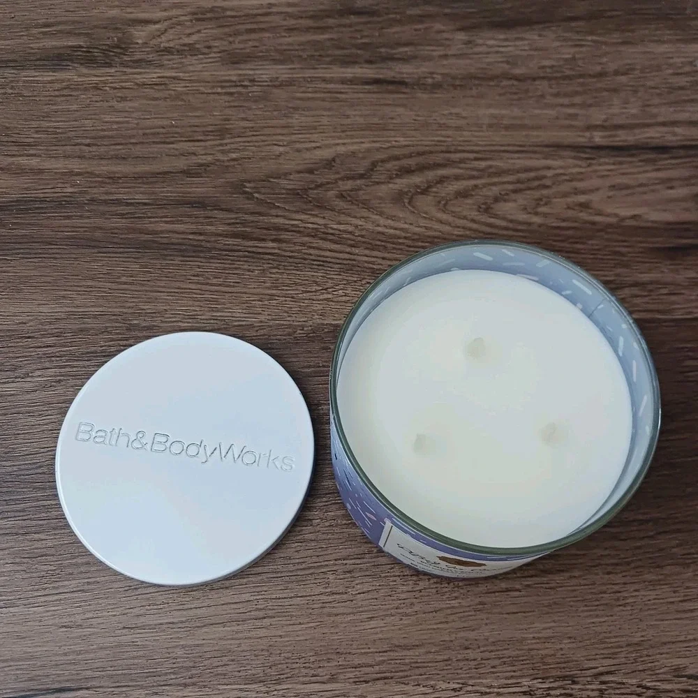 NEW BATH & BODY WORKS PB & J ICE CREAM CANDLE-14.5 OZ